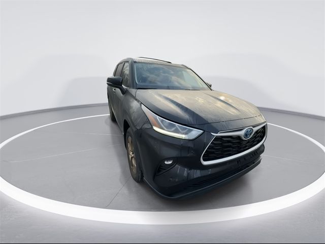 2023 Toyota Highlander Hybrid Bronze Edition