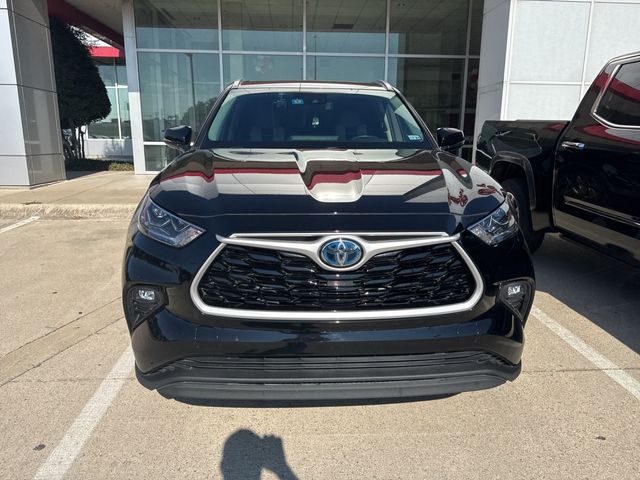 2023 Toyota Highlander Hybrid Bronze Edition