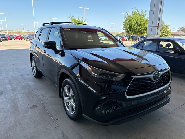 2023 Toyota Highlander Hybrid LE