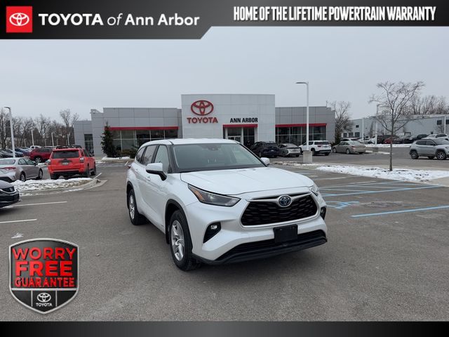 2023 Toyota Highlander Hybrid LE