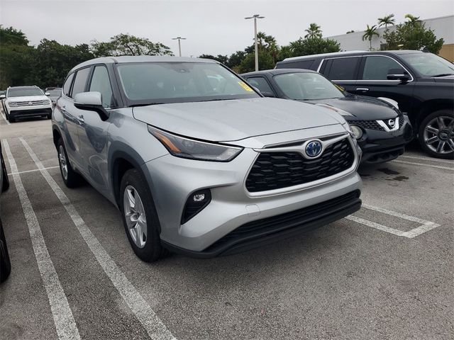 2023 Toyota Highlander Hybrid LE