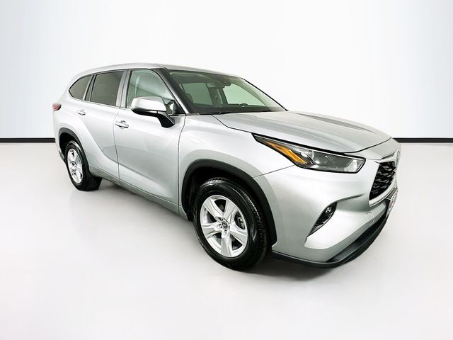 2023 Toyota Highlander Hybrid LE