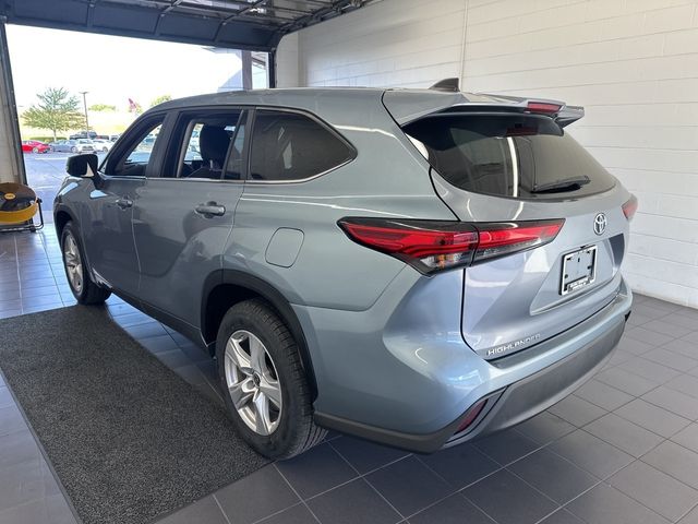 2023 Toyota Highlander Hybrid LE