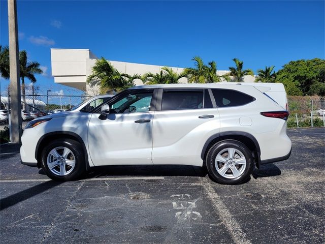 2023 Toyota Highlander Hybrid LE