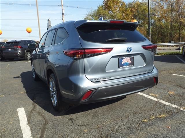 2023 Toyota Highlander Hybrid Limited