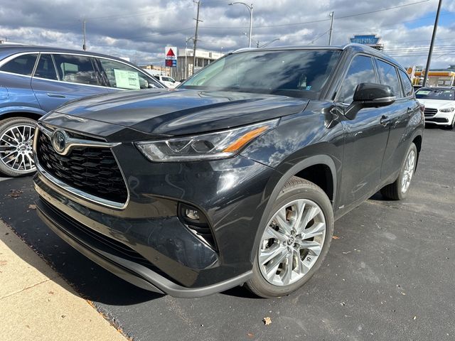 2023 Toyota Highlander Hybrid Limited