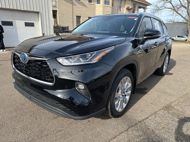 2023 Toyota Highlander Hybrid Limited