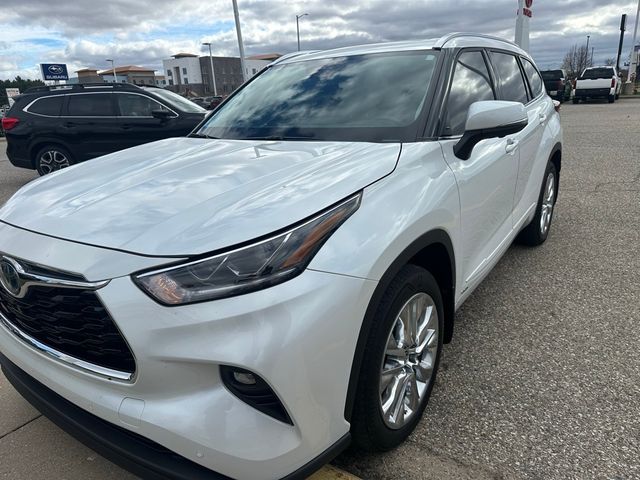 2023 Toyota Highlander Hybrid Limited