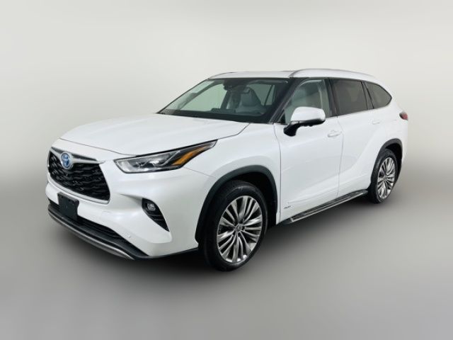 2023 Toyota Highlander Hybrid Platinum