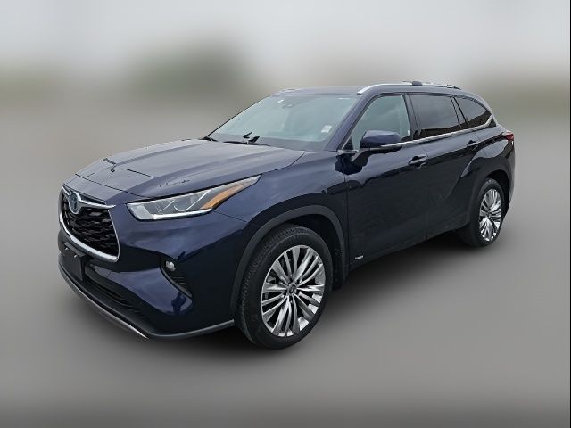 2023 Toyota Highlander Hybrid Platinum