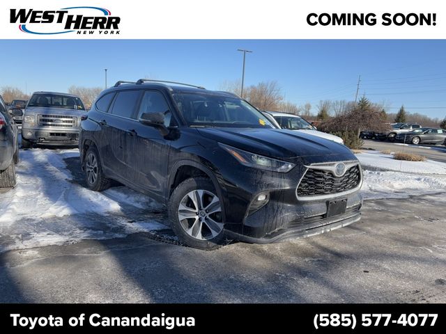 2023 Toyota Highlander Hybrid XLE