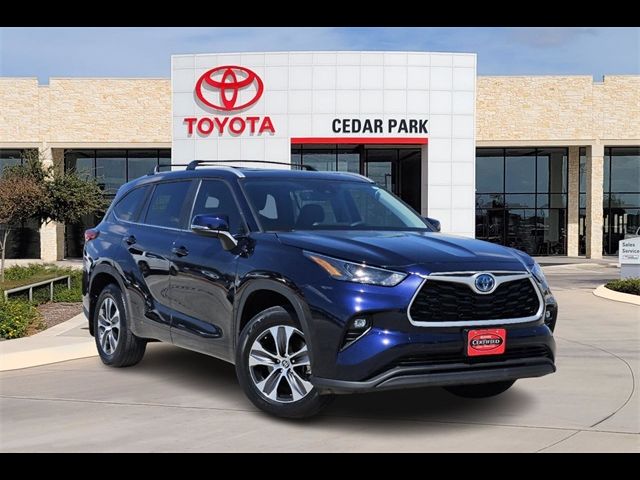 2023 Toyota Highlander Hybrid XLE