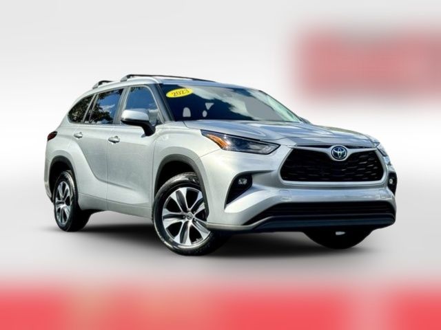 2023 Toyota Highlander Hybrid XLE