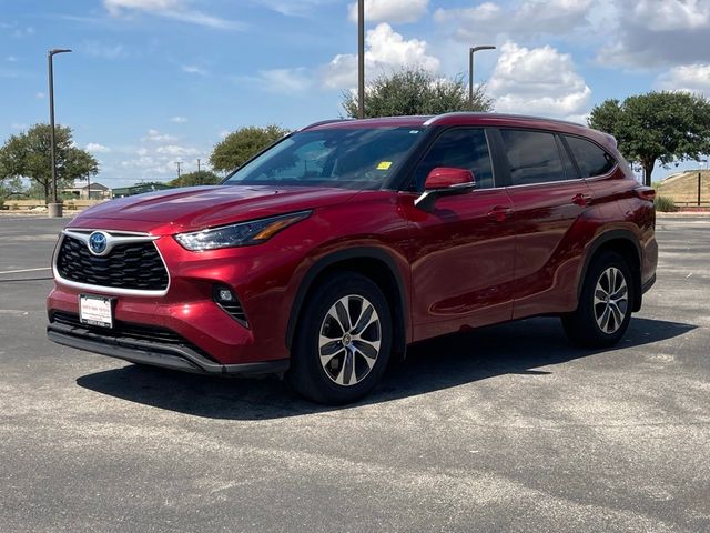 2023 Toyota Highlander Hybrid XLE