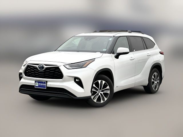 2023 Toyota Highlander Hybrid XLE