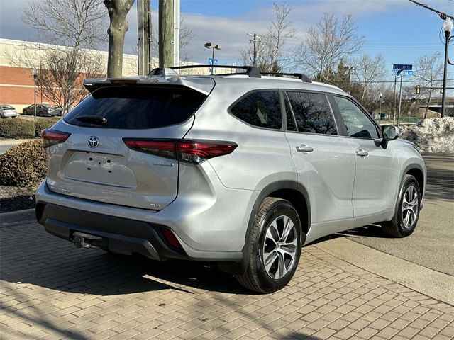 2023 Toyota Highlander Hybrid XLE