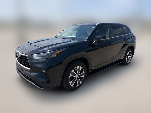 2023 Toyota Highlander Hybrid XLE