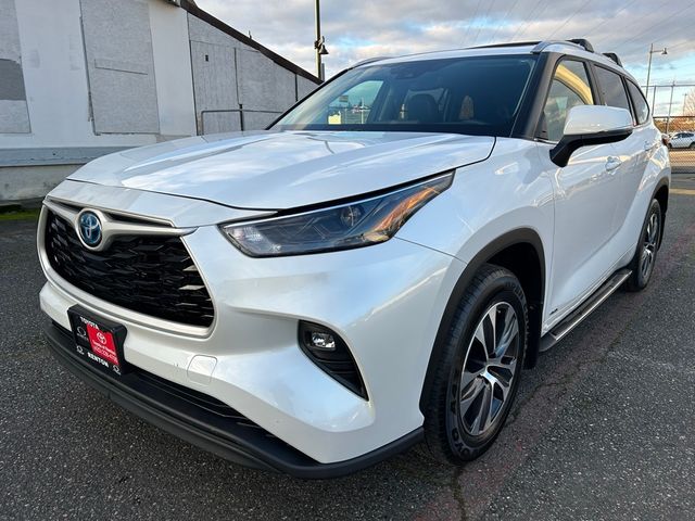 2023 Toyota Highlander Hybrid XLE