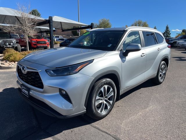 2023 Toyota Highlander Hybrid XLE