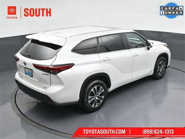 2023 Toyota Highlander Hybrid XLE