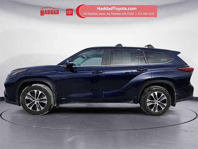 2023 Toyota Highlander Hybrid XLE