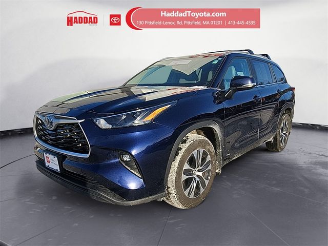 2023 Toyota Highlander Hybrid XLE