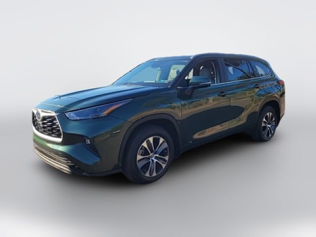 2023 Toyota Highlander Hybrid XLE