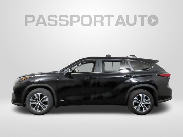 2023 Toyota Highlander Hybrid XLE