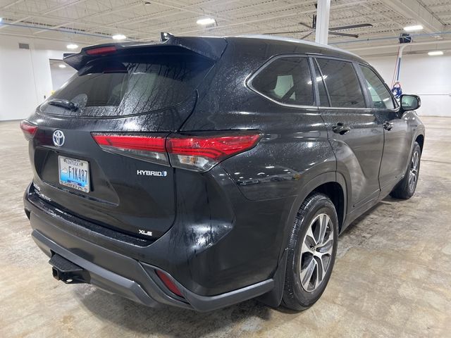 2023 Toyota Highlander Hybrid XLE