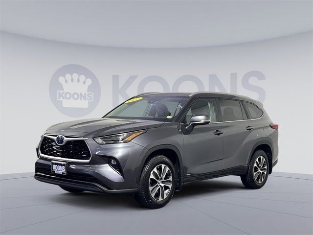 2023 Toyota Highlander Hybrid XLE