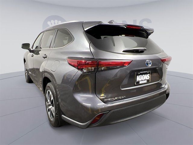 2023 Toyota Highlander Hybrid XLE