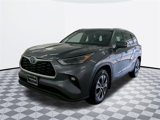 2023 Toyota Highlander Hybrid XLE