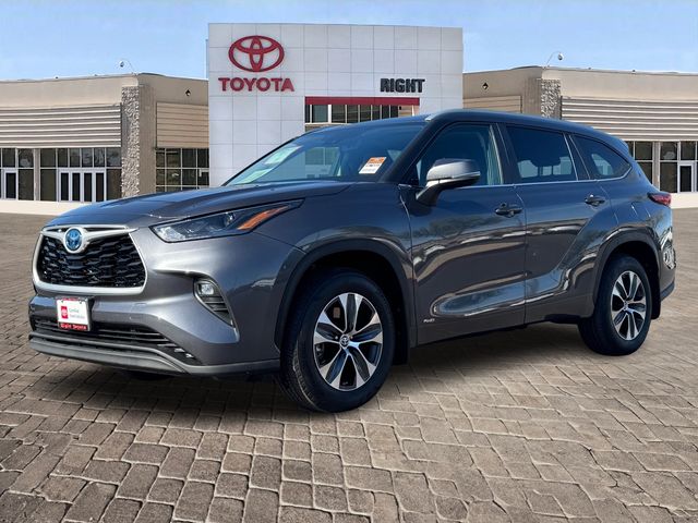 2023 Toyota Highlander Hybrid XLE