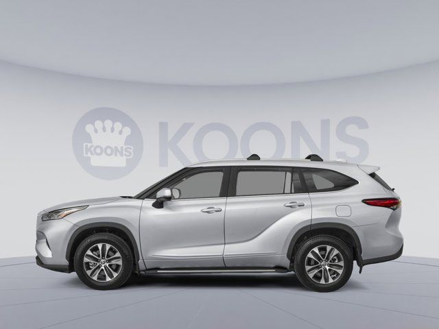 2023 Toyota Highlander Hybrid XLE