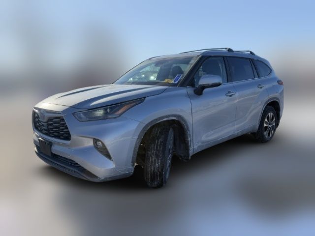 2023 Toyota Highlander Hybrid XLE