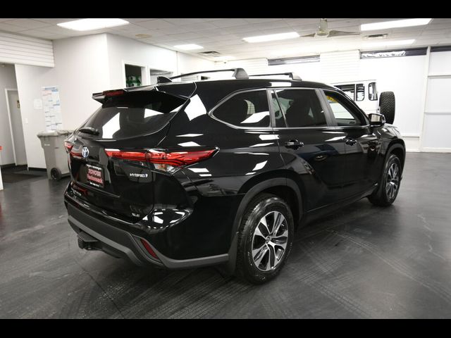 2023 Toyota Highlander Hybrid XLE