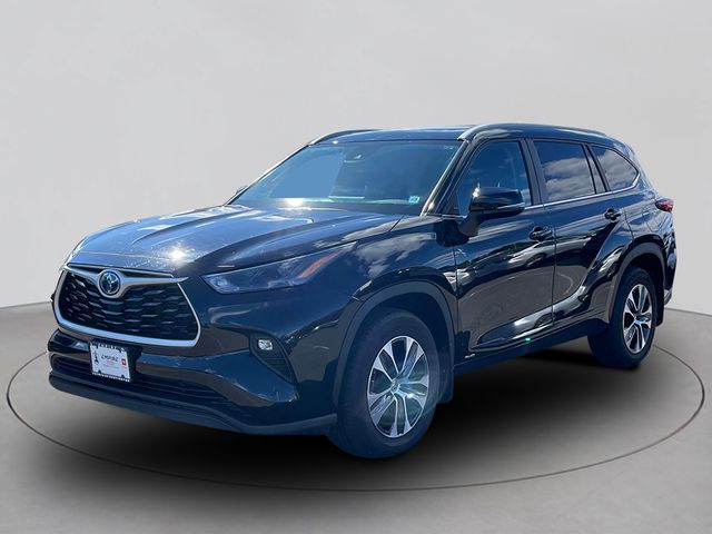 2023 Toyota Highlander Hybrid XLE