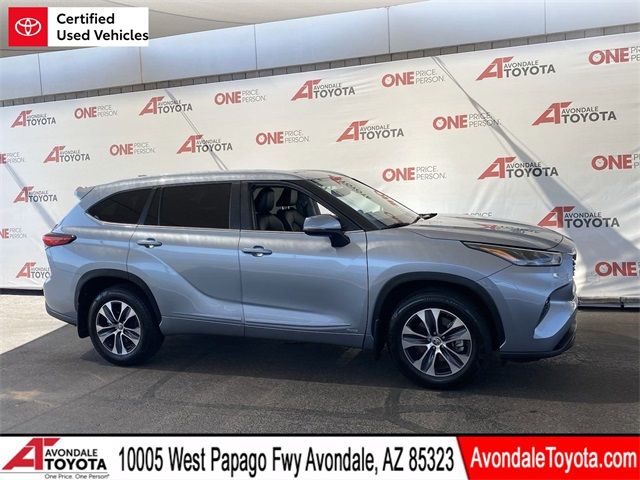 2023 Toyota Highlander Hybrid XLE