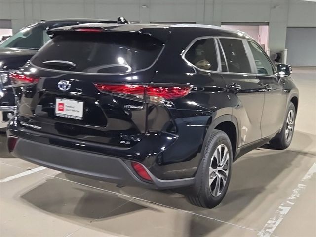 2023 Toyota Highlander Hybrid XLE