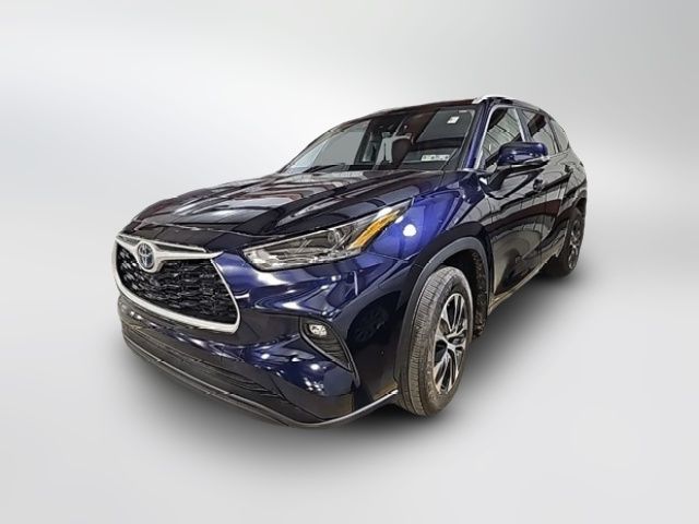 2023 Toyota Highlander Hybrid XLE