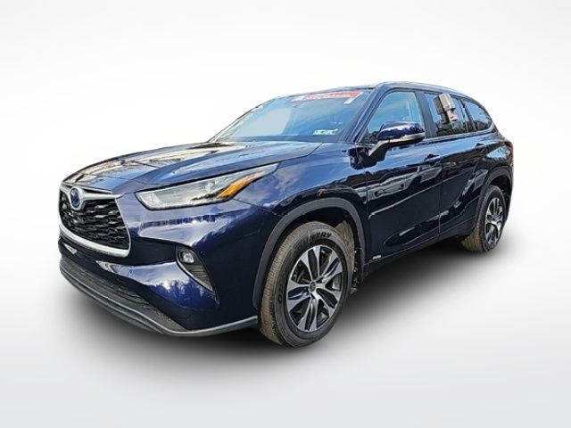 2023 Toyota Highlander Hybrid XLE