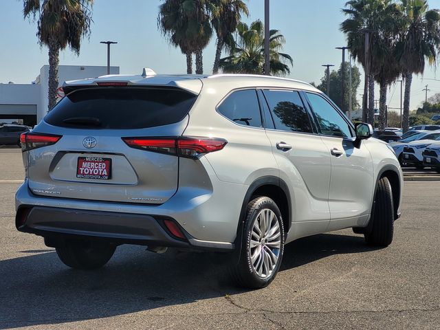 2023 Toyota Highlander 