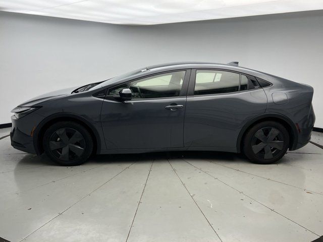 2023 Toyota Prius LE