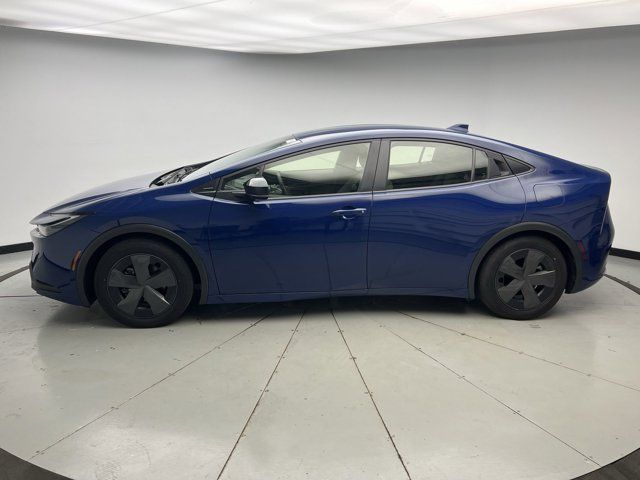 2023 Toyota Prius LE