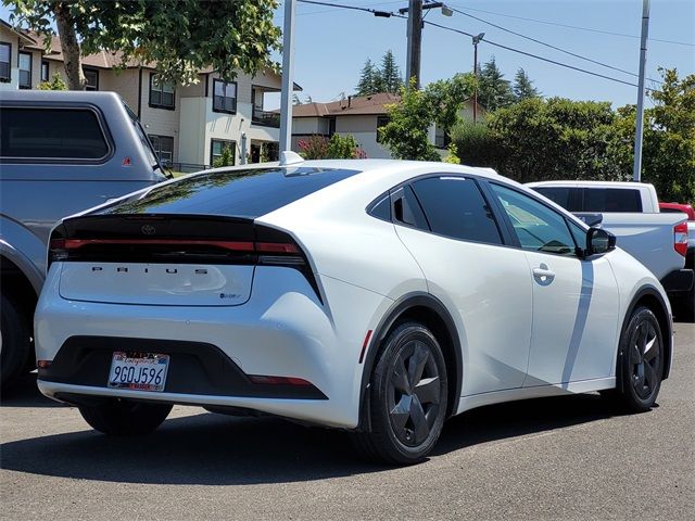 2023 Toyota Prius LE