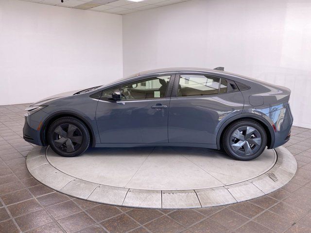 2023 Toyota Prius LE