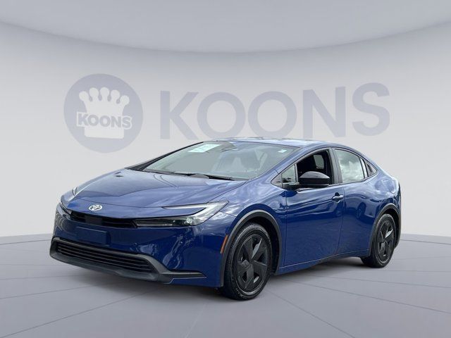 2023 Toyota Prius LE