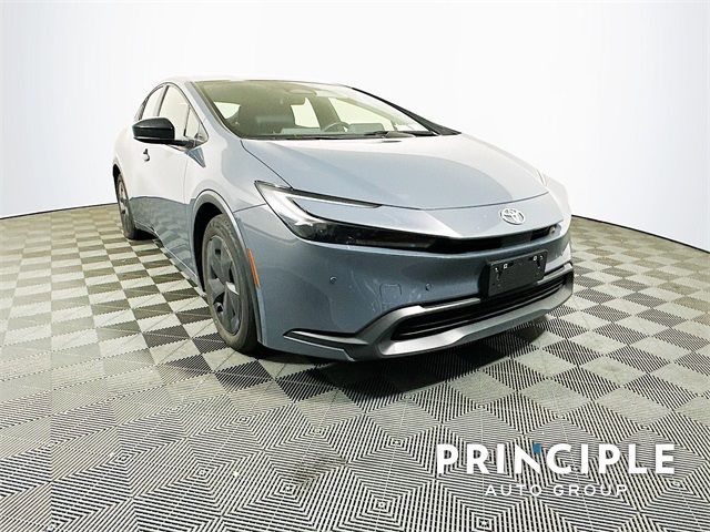 2023 Toyota Prius LE