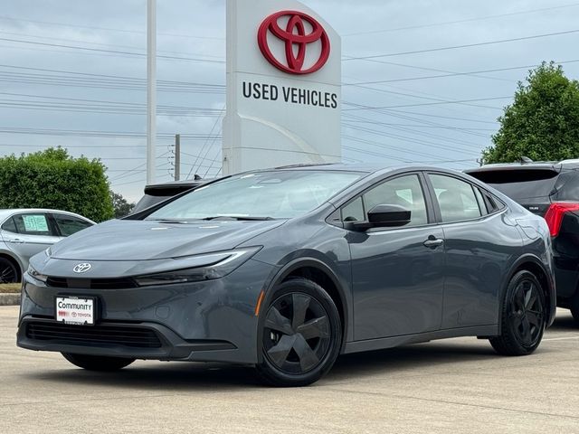 2023 Toyota Prius LE