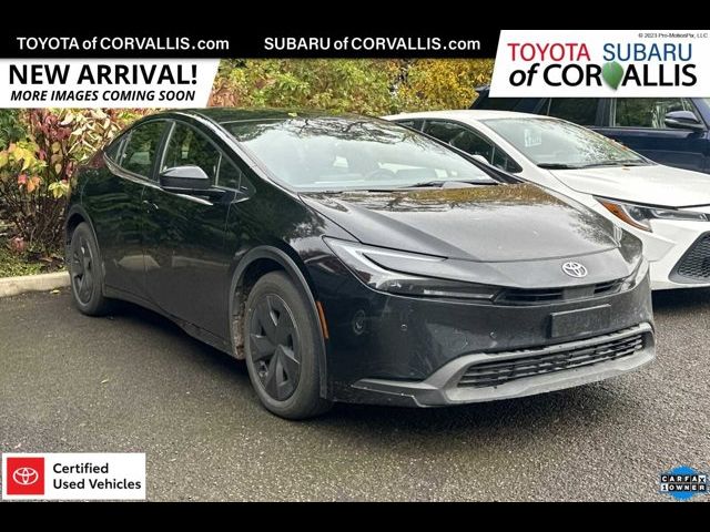 2023 Toyota Prius LE